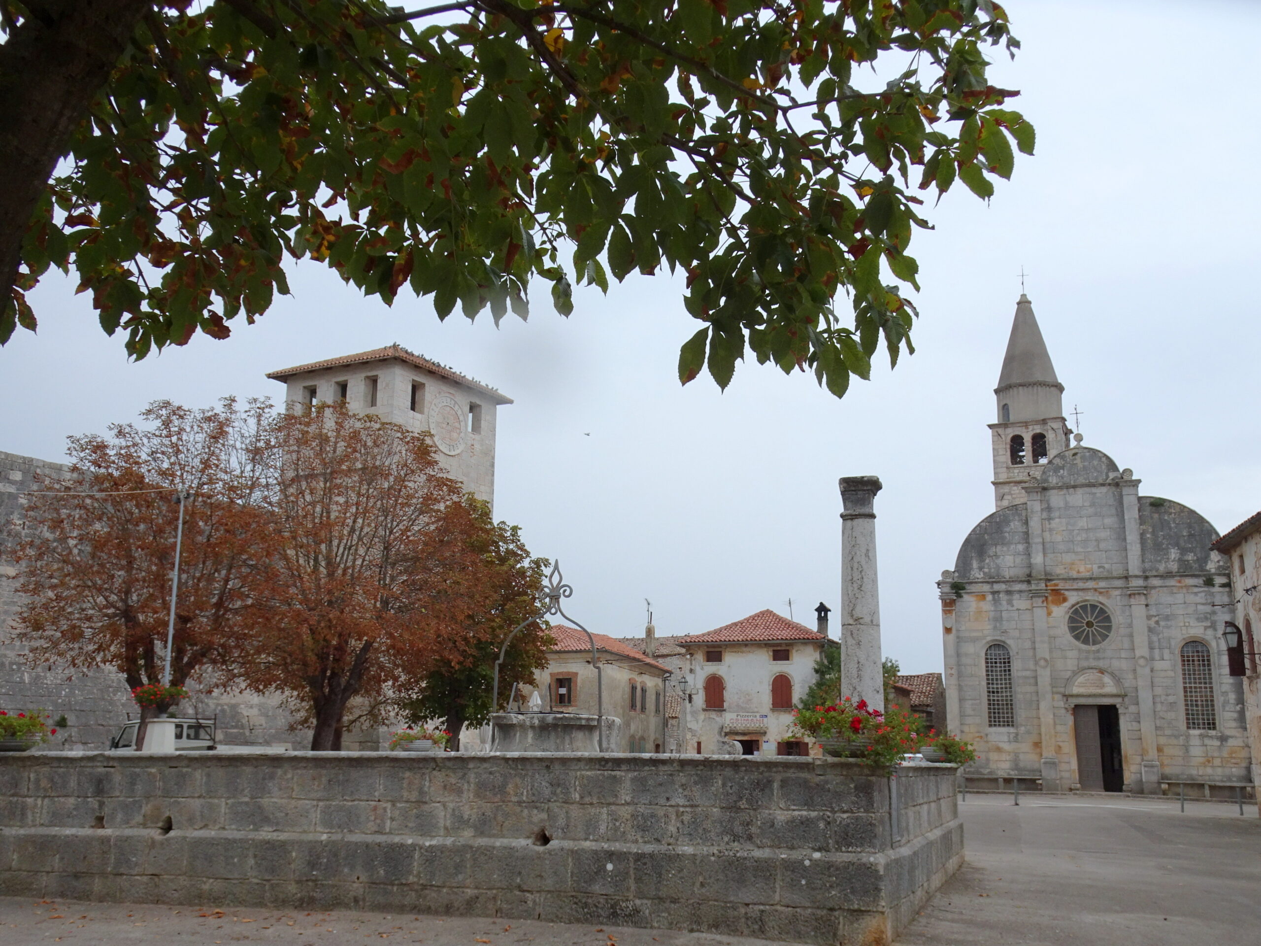 Svetvinčenat,_Croatia_–_Main_Square